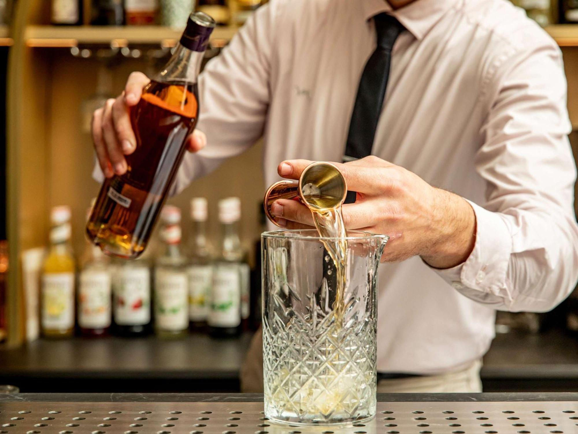 法国昂古莱姆美居酒店 外观 照片
